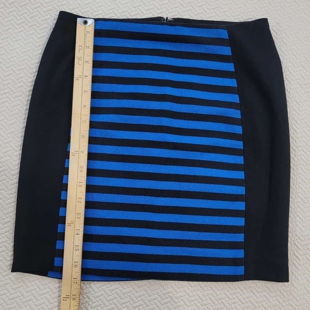 NEW Ann Taylor Black and Blue Striped Skirt Size 4 P